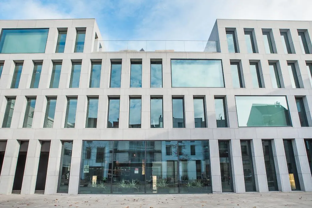 Antwerp Central Youth Hostel location
